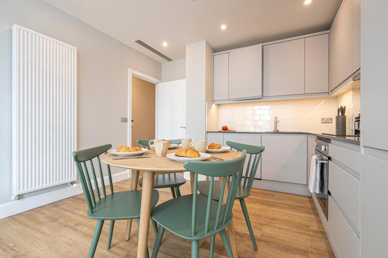 Appartamento Altido New Near Battersea Power Station Londra