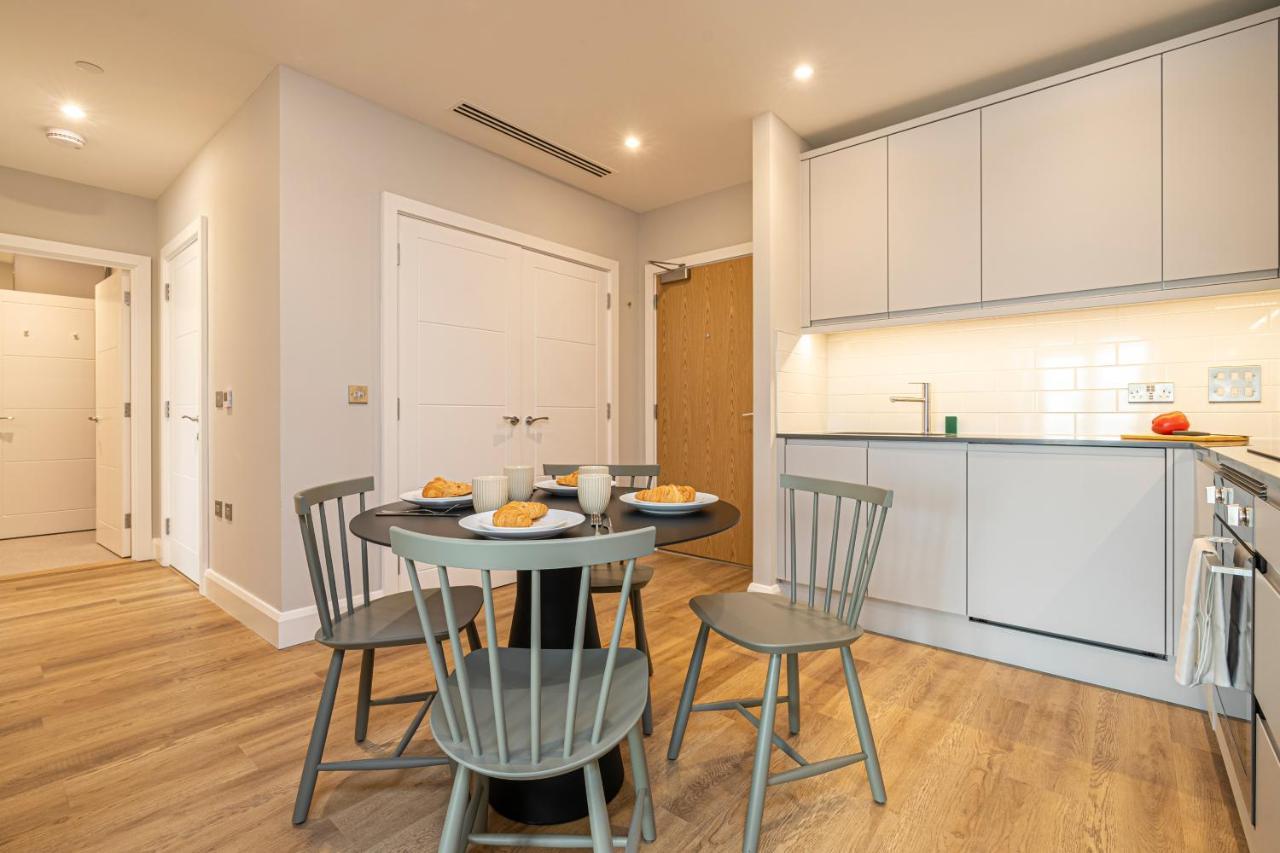 Appartamento Altido New Near Battersea Power Station Londra